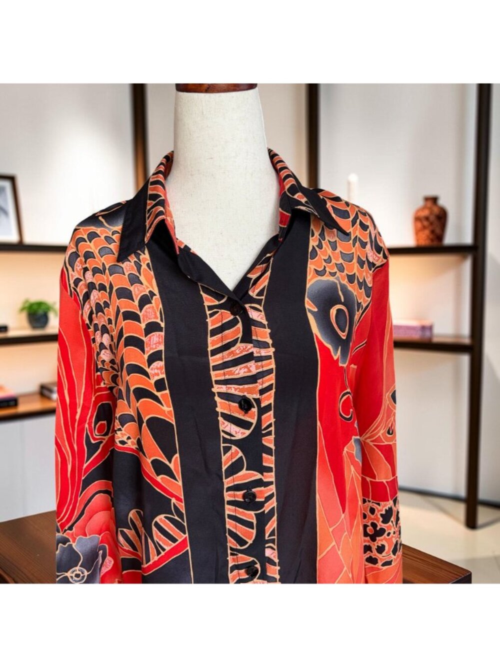 Gottex Silk Long Sleeve Tunic Blouse Abstract Print Button Front Top Size Small - Picture 3 of 9